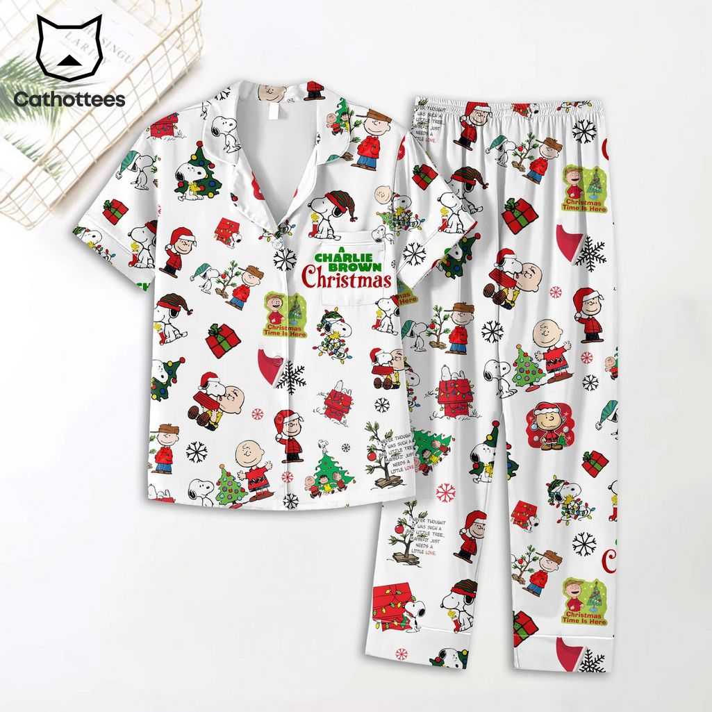 Charlie Bwown Christmas Snoopy's Friend Design Pijamas Set
