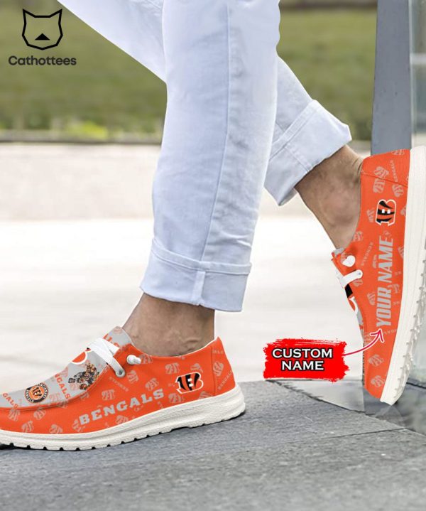 TRENDING NFL Cincinnati Bengals  Custom Name Hey Dude Shoes